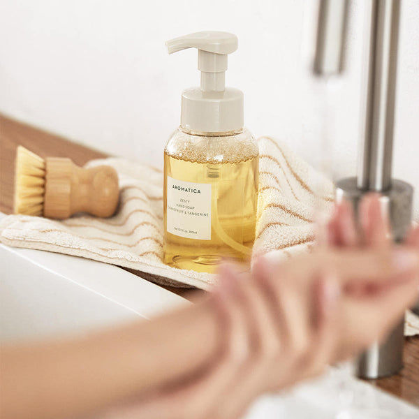 AROMATICA Zesty Hand Soap Grapefruit & Tangerine 300ml 5
