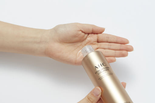 AHC Vital Golden Collagen Lotion 140ml 3