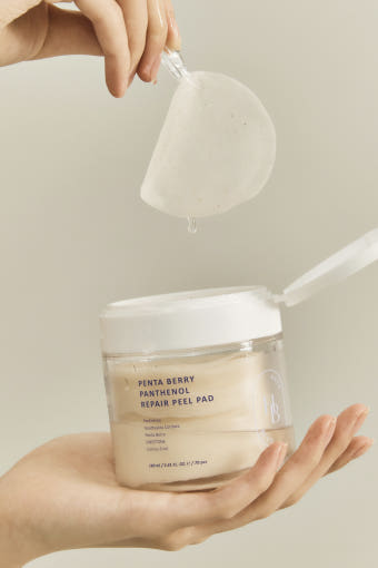 HEVEBLUE Penta Berry Panthenol Repair Peel Pad 160ml/70ea 3