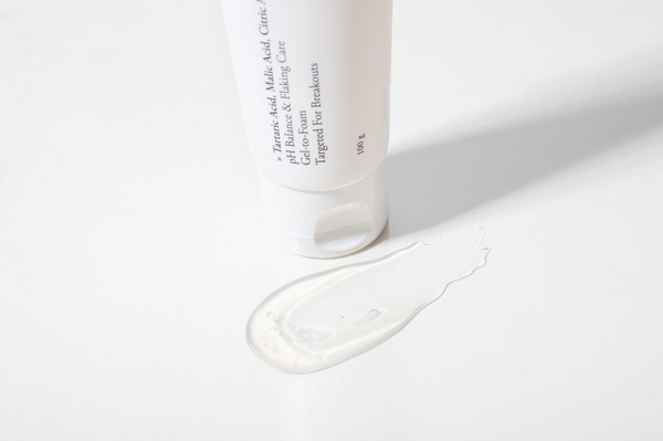 PETITFEE Clarifying AHA Gel Cleanser 100g 3